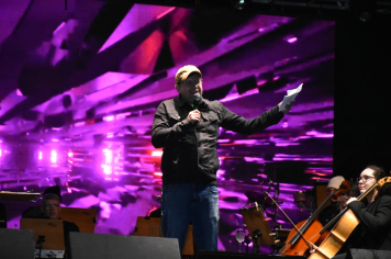 Foto - Botucatu 170 anos - Show Paulo Miklos + Orquestra Sinfônica Municipal de Botucatu + Orquestra Sinfônica Lyra Mojimiriana + Maestro Carlos Lima*