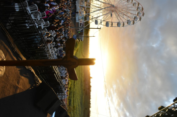 Foto - Botucatu 170 anos - Missa Campal e Show com o cantor Thiago Brado