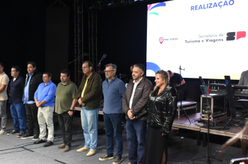 Foto - Botucatu 170 anos - Culto Campal e Show do cantor gospel Paulo Cesar Baruk