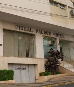 Hospedagens Urbanas - Pinhal Palace Hotel 