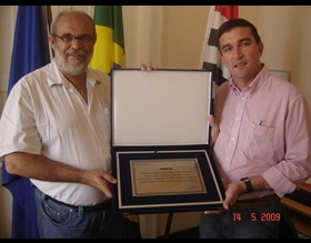 Prefeitura Municipal recebe prêmio de telecomunicação