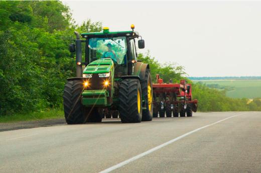CADASTRO PARA CIRCULAÇÃO DE TRATORES E MÁQUINAS EM VIAS PÚBLICAS ESTÁ ABERTO