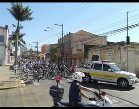 Passeio Ciclístico da Guarda Municipal reúne cerca de 300