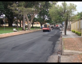 Prefeitura faz recape asfáltico na região do Largo São José