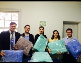 Fundo Social recebe doação de 120 cobertores do Banco do Brasil