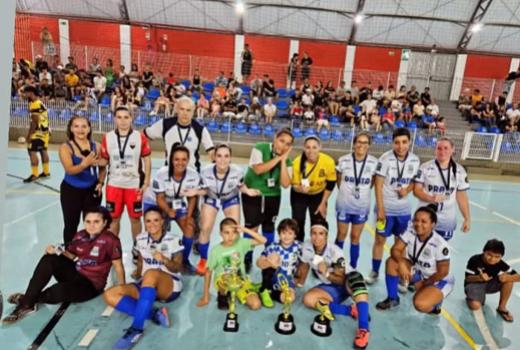 ÁGUAS DA PRATA PARTICIPA DA COPA RECORD DE FUTSAL FEMININO
