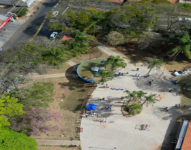 Prefeitura entrega revitalização da Praça Alexandre Fleming em Botucatu
