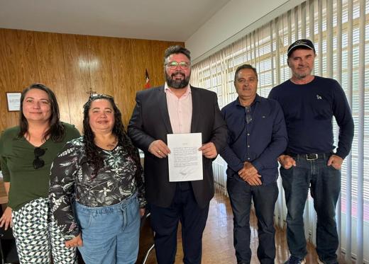 PREFEITURA DE ÁGUAS DA PRATA FIRMA PARCERIA COM “PLANETA PLANTAR”