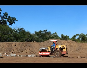 Prefeitura, Polícia Ambiental e Cempas realizam destruição de gaiolas