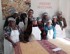 Fundo Social mantém atividades de culinária junto aos alunos da Escola Nair Peres