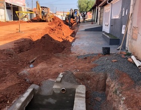Prefeitura realiza obra de drenagem no Residencial Cedro