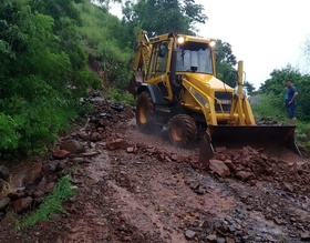 Prefeitura libera passagens em estradas rurais de Botucatu