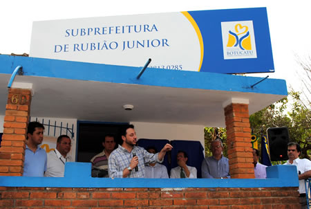 Subprefeitura de Rubião Júnior a inaugurada