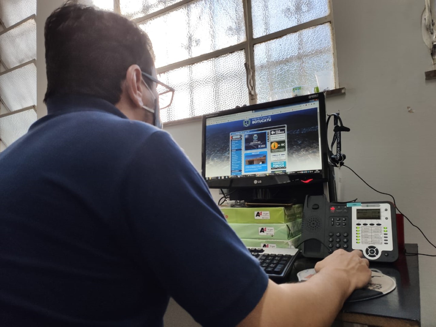 Prefeitura amplia instalação de fibra óptica e melhora serviços de telefonia e internet em repartições municipais