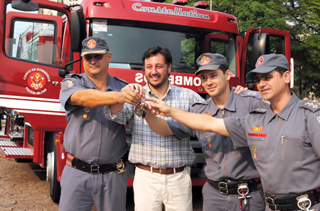 Corpo de Bombeiros recebe nova viatura