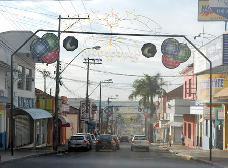 Comércio de Botucatu está em clima de Natal