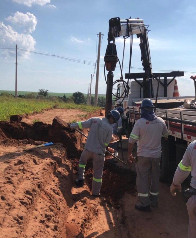 Redes de drenagem e energia elétrica quase finalizadas no Distrito Industrial IV