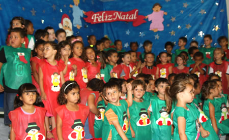 Cantata de Natal encerra ano letivo na Emei da Vila Paulista