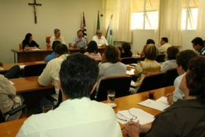 Prefeito e vice participam de reunião da Congregação do IB