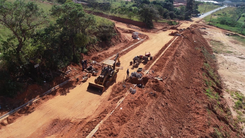 Obras de infraestrutura avançam no Jardim Centenário