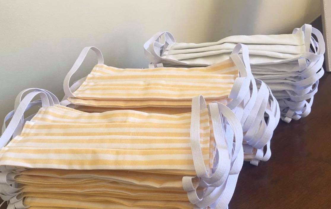 Fundo Social confecciona mêscaras de tecido para cooperativa de agentes ambientais do Aterro Sanitário