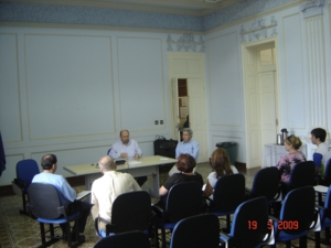 Educação, Comércio e entidades reúnem-se por creche