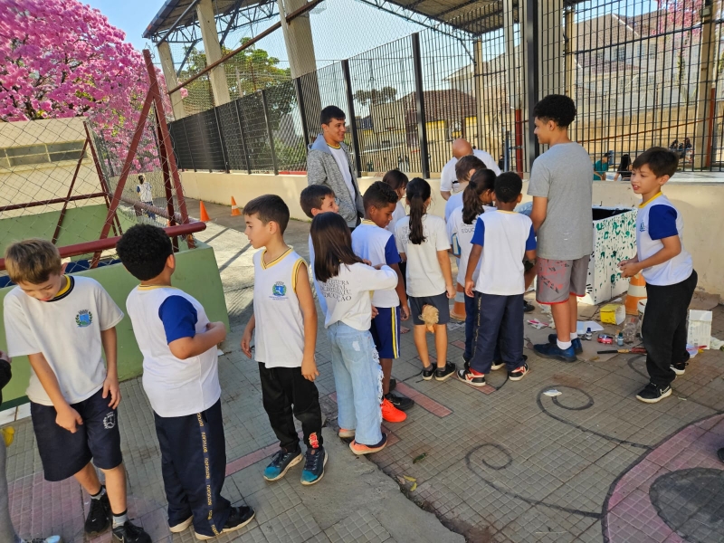 Escolas Cardoso de Almeida e Jonas Alves iniciam parceria em projeto de paisagismo ambiental com Arboricatu-Unesp