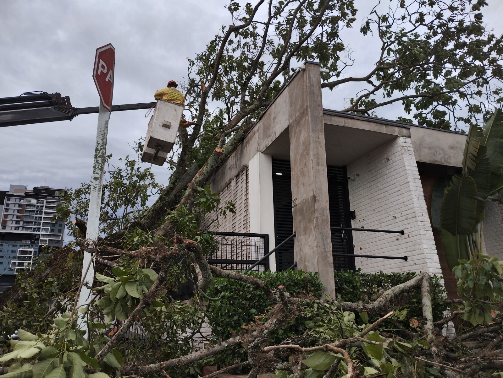 Falta de energia: Prefeito vai a sede da CPFL cobrar agilidade e normalização do abastecimento de energia