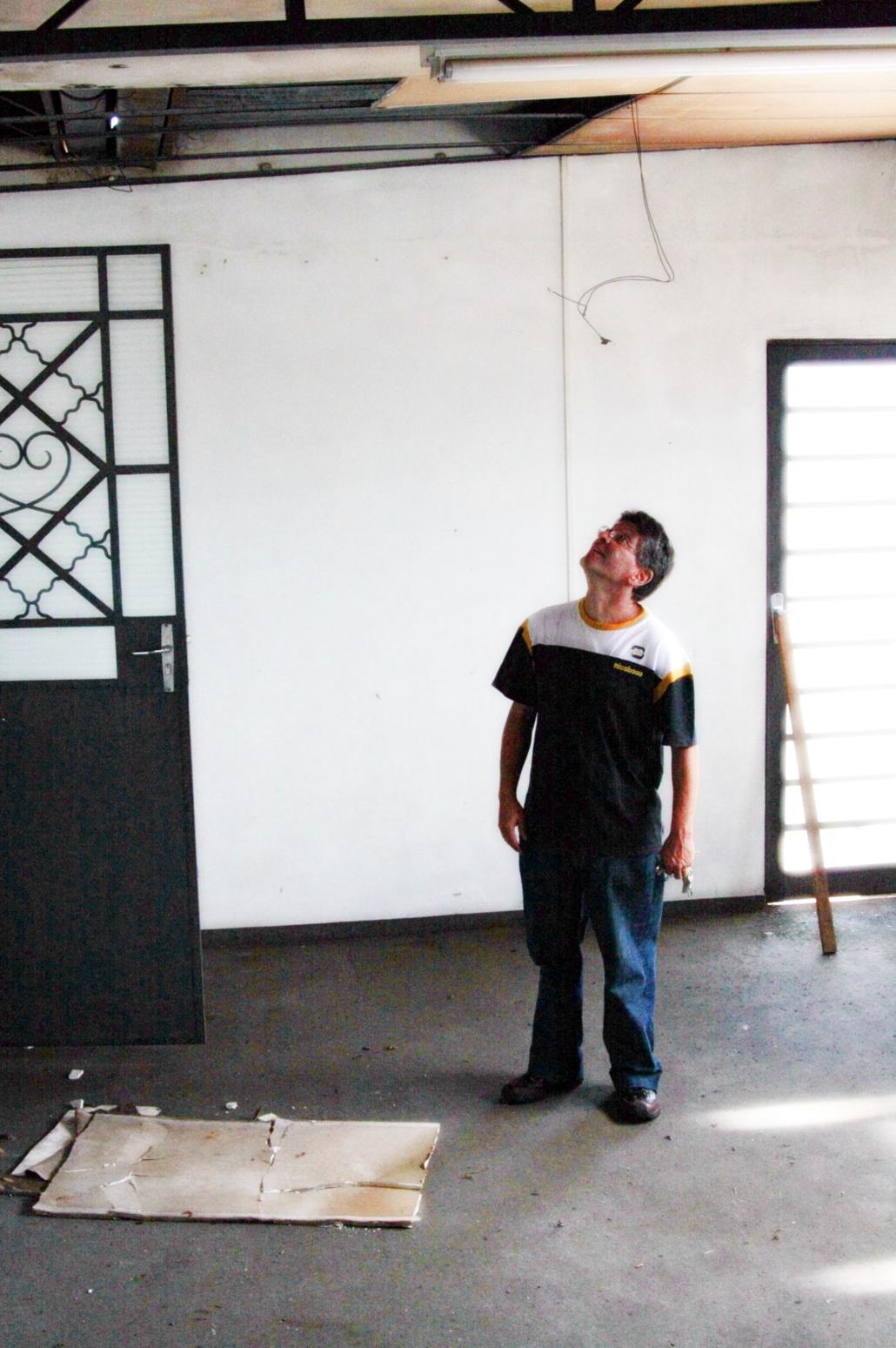 Administrador lamenta as condições do Teatro Municipal