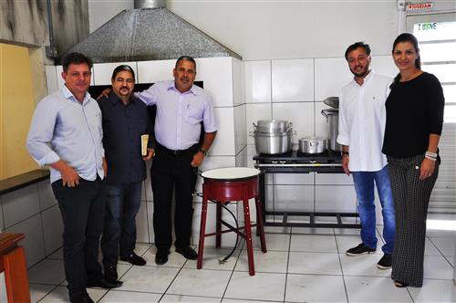 Fundo Social cede equipamentos de cozinha para comunidade terapêutica