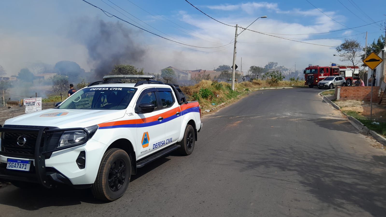 Defesa Civil de Botucatu orienta população sobre cuidados e prevenção de incêndios no período de tempo seco